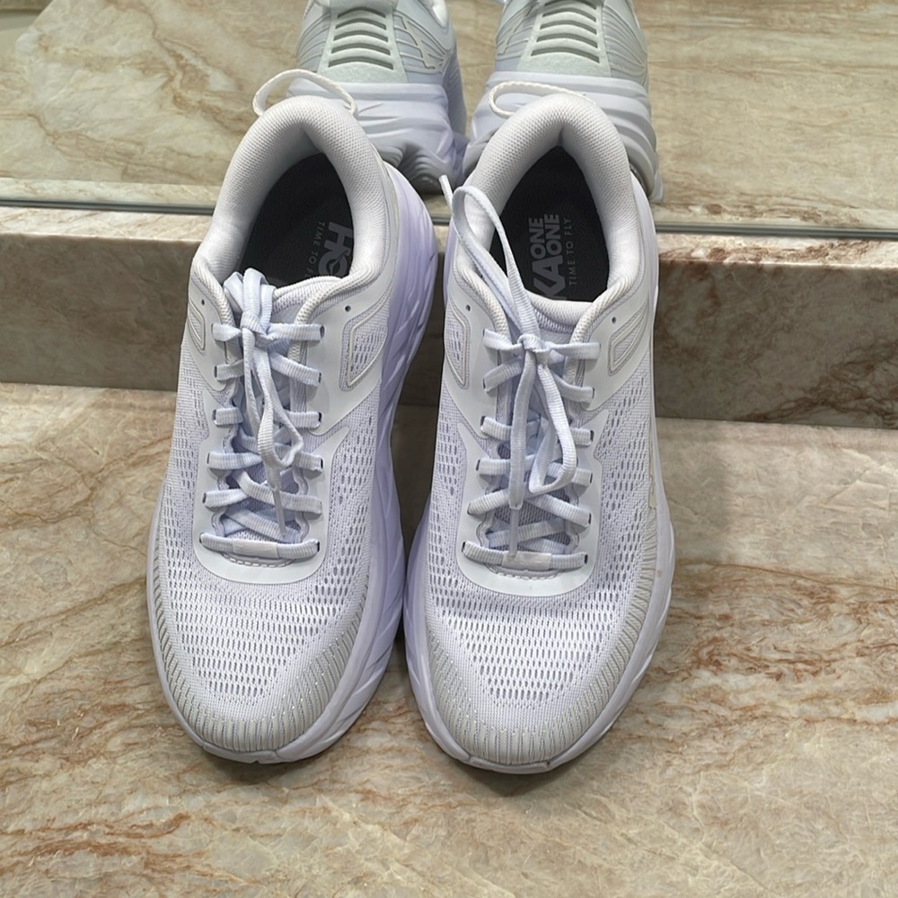 Hoka Bondi 7